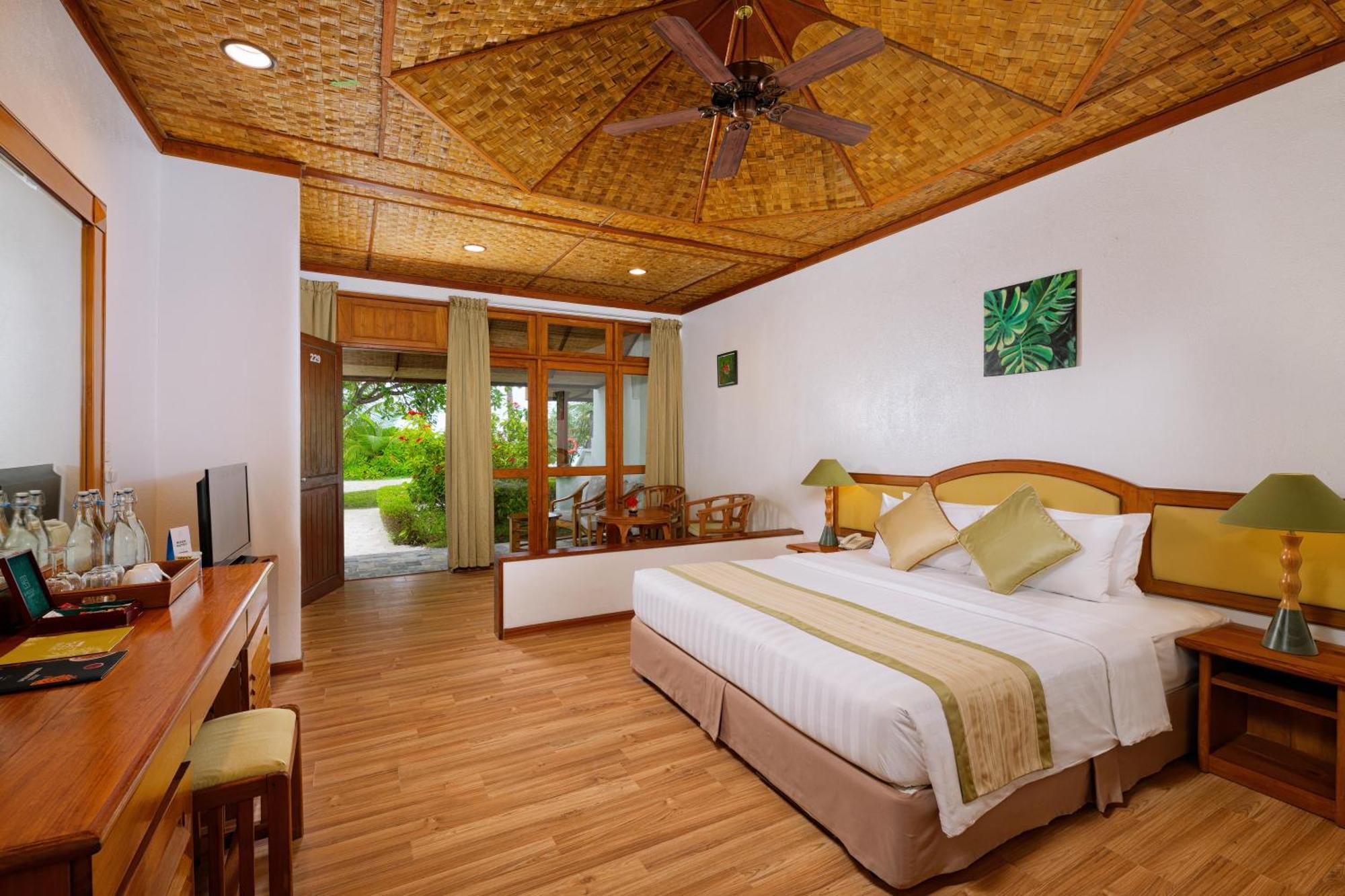 Bandos Maldives - One Way Transfer Free For Stays From 1St May Till 30Th Sept 2025 For Bookings From 16 Apr 2025 Bandos Island Extérieur photo